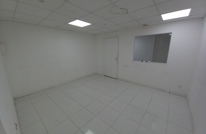 Location Bureaux 80m² Baie Mahault