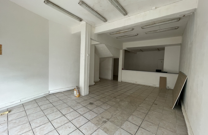 LOCAL COMMERCIAL 70m2 RUE DELGRES