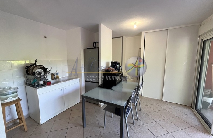 Appartement T2 dans une résidence sécurisée avec grande terrasse de 20 m2