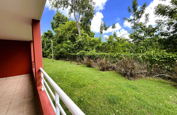 Appartement T2 dans une résidence sécurisée avec grande terrasse de 20 m2