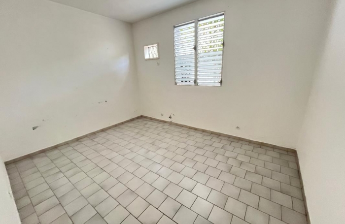 Vente Maison 178m&sup2; 6 pi&#232;ces Gosier