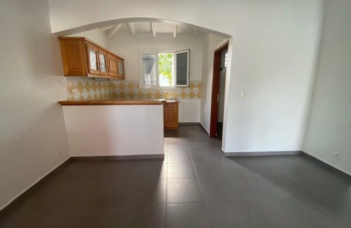 Location Maison 99m&sup2; 4 pi&#232;ces Saint François