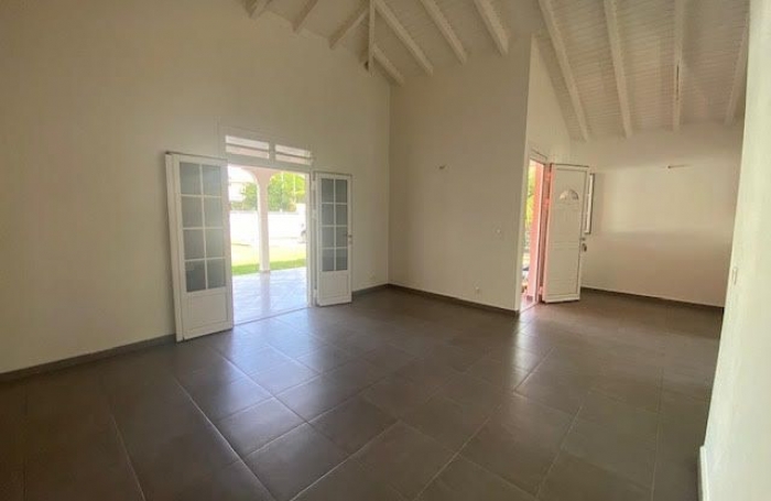 Location Maison 99m&sup2; 4 pi&#232;ces Saint François