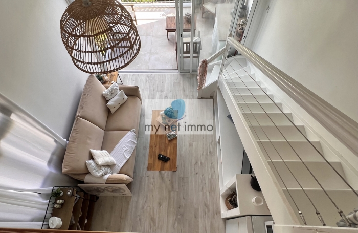 MAGNIFIQUE APPARTEMENT T1 BAS DU FORT VUE MER