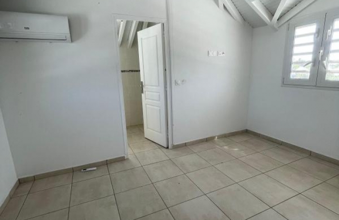 Location Maison 92m&sup2; 5 pi&#232;ces Saint François