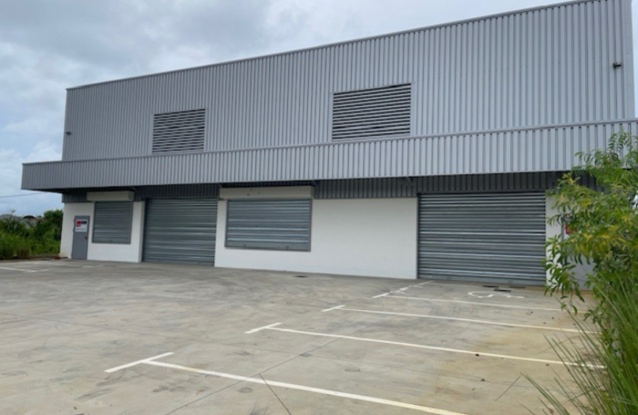 Location Entrepot 495m² Les Abymes