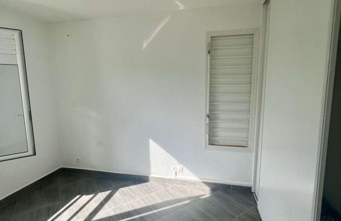 APPARTEMENT T2 VUE MER