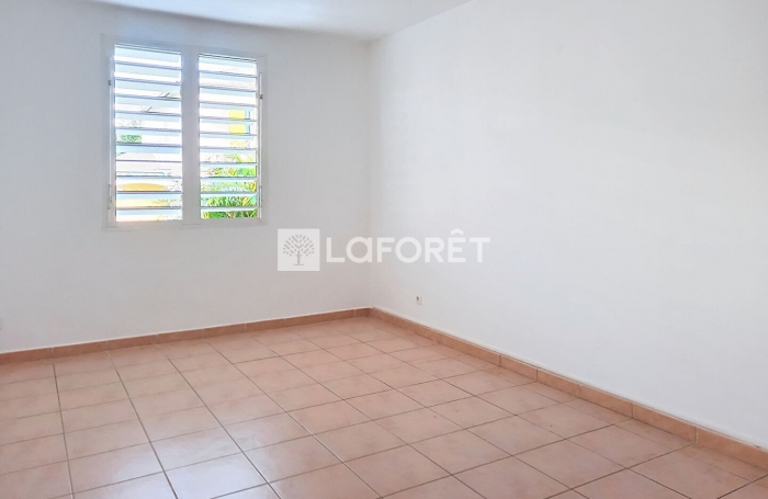 Vente Appartement 63m² 3 pièces Baie Mahault