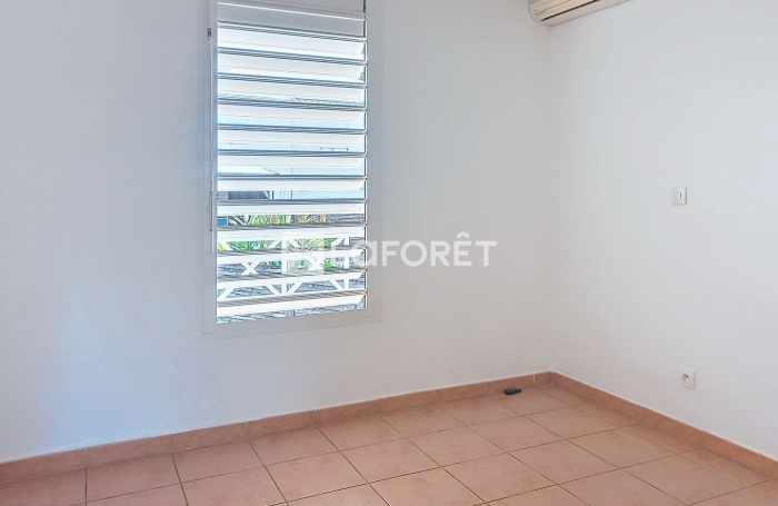 Vente Appartement 63m² 3 pièces Baie Mahault