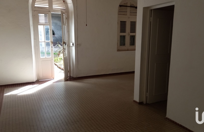 Location Maison 96m&sup2; 4 pi&#232;ces Basse-Terre