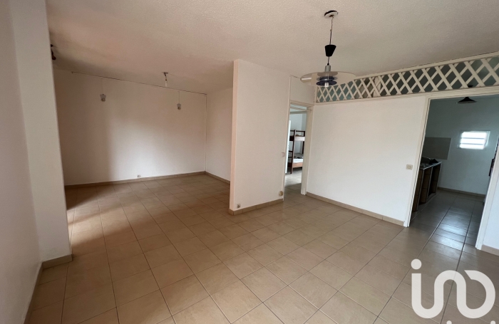 Vente Appartement 69m&sup2; 6 pi&#232;ces Basse-Terre