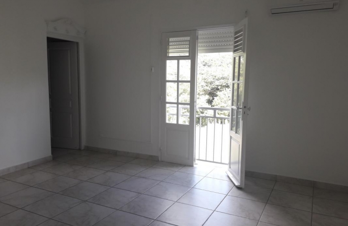 Location Maison 180m&sup2; 5 pi&#232;ces Gosier