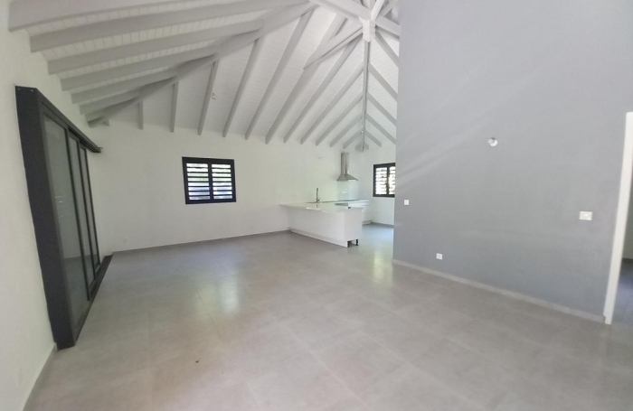 Location Maison 92m&sup2; 4 pi&#232;ces Gosier