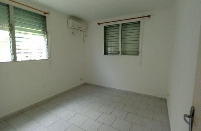 Location Appartement 80m&sup2; 3 pi&#232;ces Les Abymes