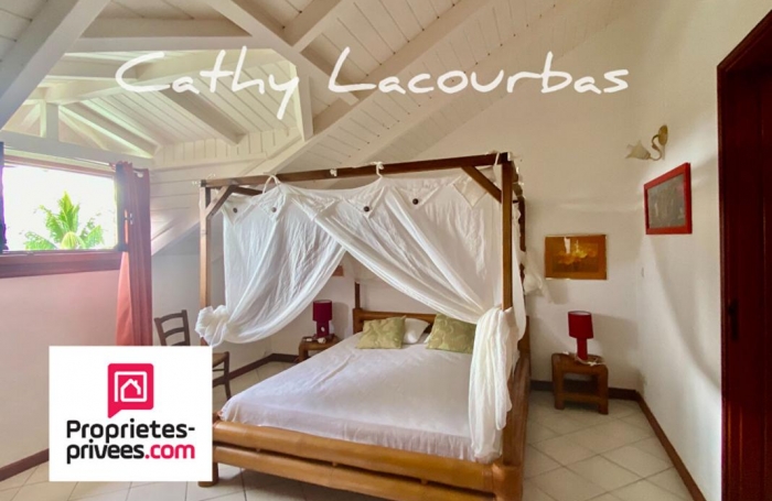 Vente Maison 234m&sup2; 8 pi&#232;ces Bouillante