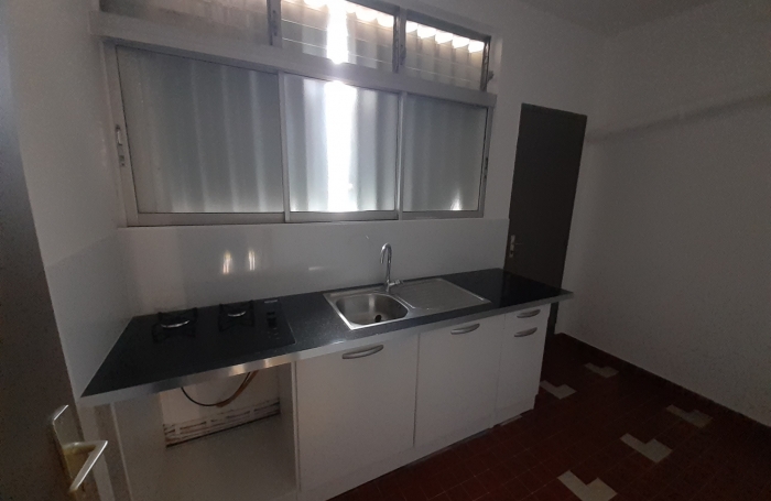 POINTE A PITRE Appartement de type T2 + bureau en duplex 97110