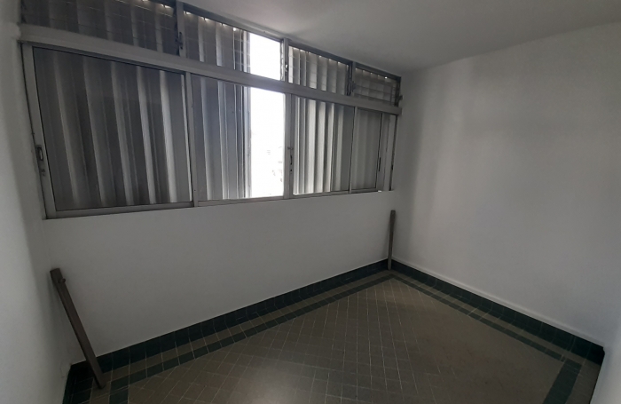 POINTE A PITRE Appartement de type T2 + bureau en duplex 97110