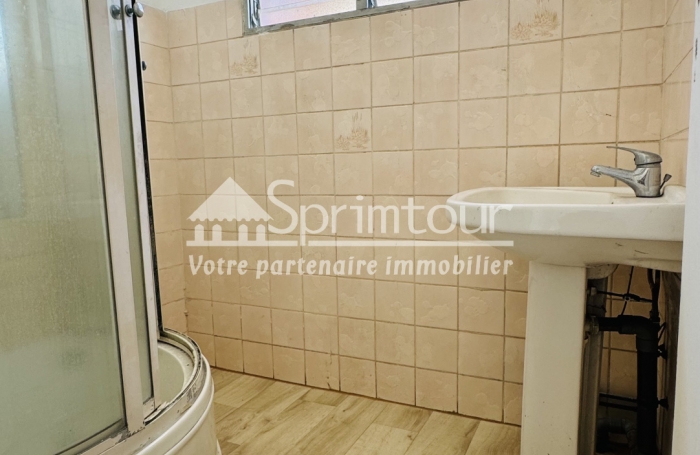 BOUILLANTE - MAISON T4 de 66 m2, bourg