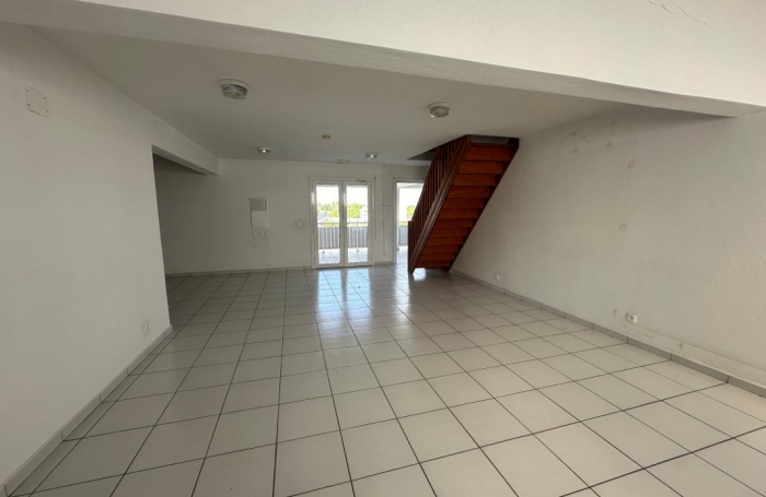 Vente Local commercial 96m&sup2; Saint François