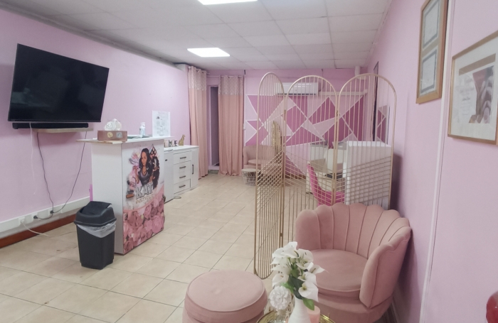 Immeuble centre ville basse terre