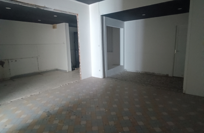 Immeuble centre ville basse terre