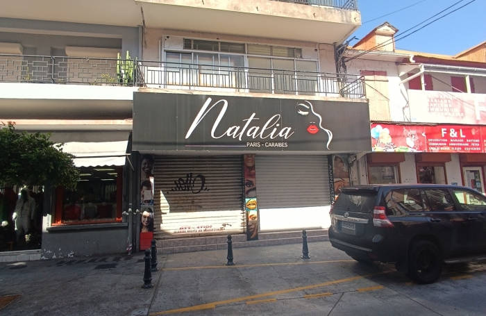 Immeuble centre ville basse terre