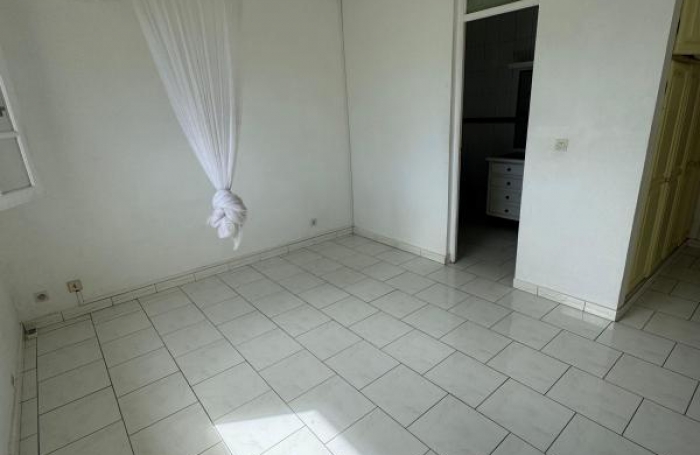 Vente Maison 135m&sup2; 6 pi&#232;ces Le Moule