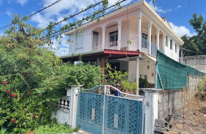 Vente Maison 86m&sup2; 4 pi&#232;ces Vieux Habitants