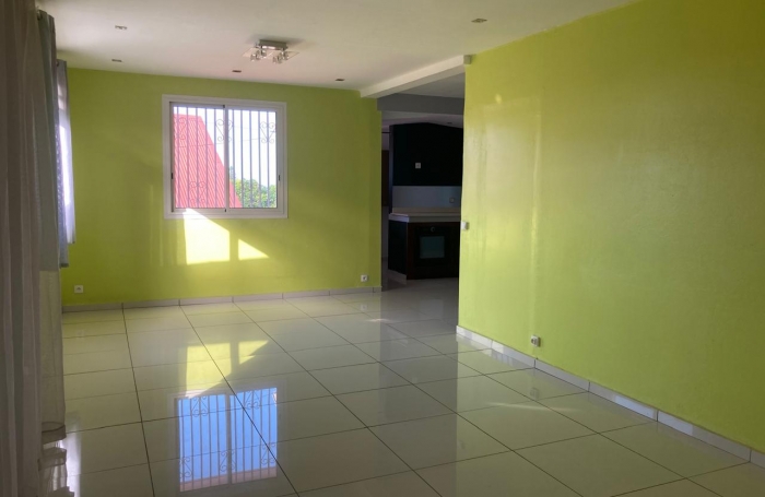 À VENDRE   Maison T4 de plain-pied avec studio indépendant   Saint-Claude