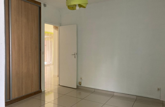 À VENDRE   Maison T4 de plain-pied avec studio indépendant   Saint-Claude