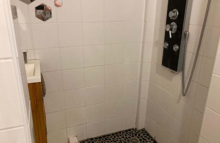 À VENDRE   Maison T4 de plain-pied avec studio indépendant   Saint-Claude