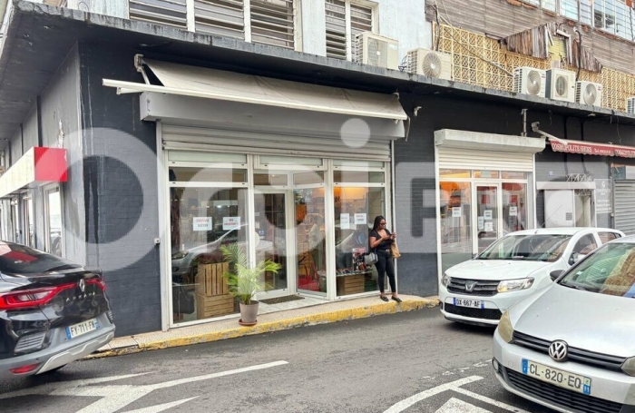 Vente Local commercial 