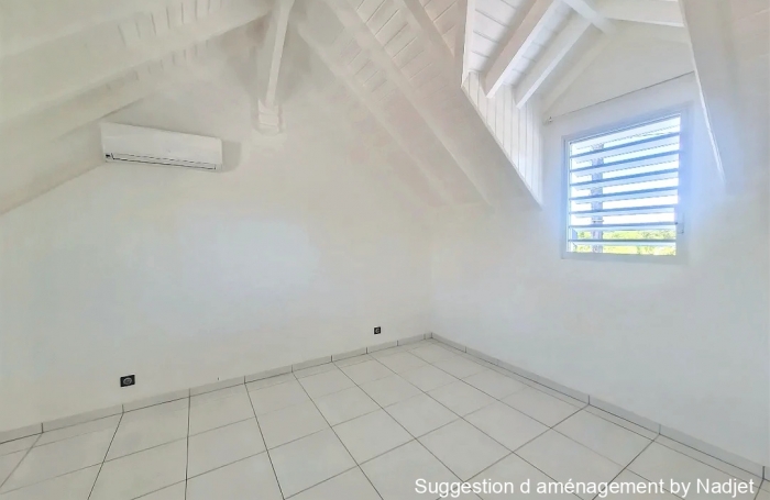 Rare opportunité : Ensemble immobilier de 2 villas mitoyennes   350 m2 habitables + piscine privée