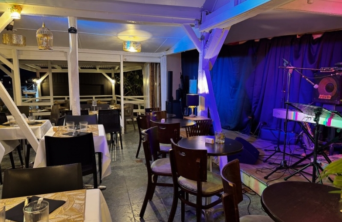 Vente Fonds de commerce 184m&sup2; 6 pi&#232;ces Gosier