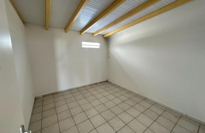 Location Bureaux 37m&sup2; Saint François