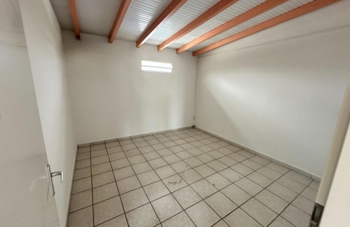 Location Bureaux 37m&sup2; Saint François