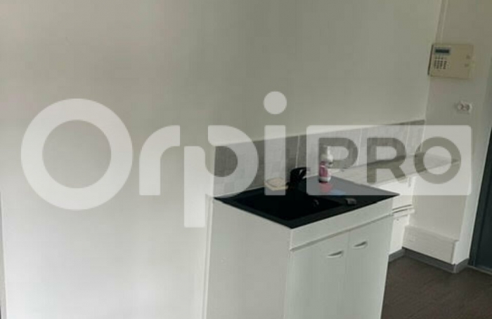 avec ORPI BOUTAREL louez vos bureaux semi meublés vue mer