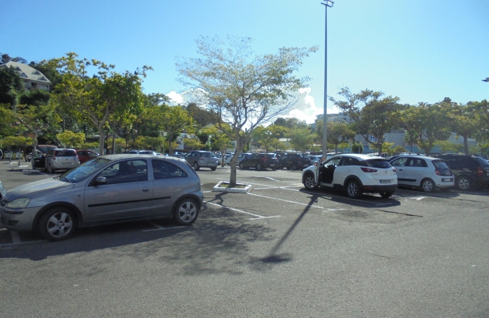 Bas du Fort : Joli local commercial de 55 m2