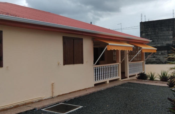 Vente Maison 105m&sup2; 5 pi&#232;ces Sainte Rose