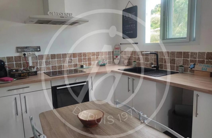 Vente Maison 70.49m&sup2; 3 pièces Sainte Anne