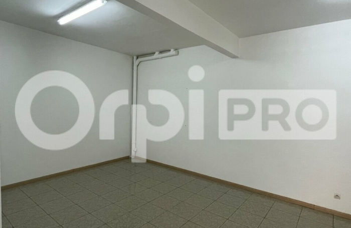 Bureau, rez-de-chaussée Cle en main