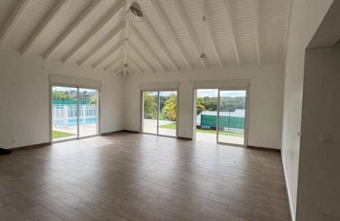 Location Maison 160m&sup2; 5 pièces Petit-Bourg