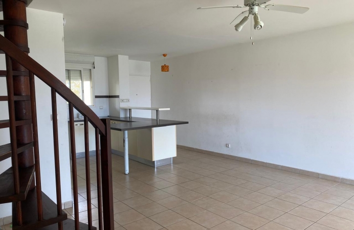 Appartement  Duplex  - 3 Pièces 74 m2- Petit-Bourg (97170)