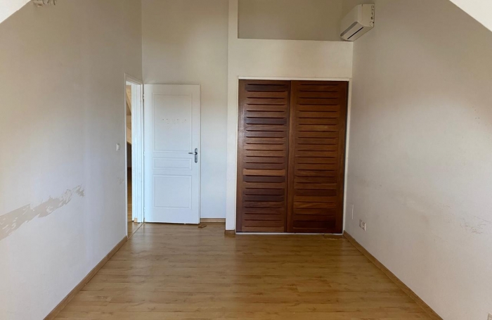 Appartement  Duplex  - 3 Pièces 74 m2- Petit-Bourg (97170)