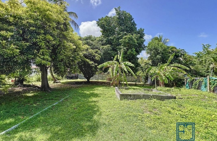 Vente Maison 138m&sup2; 8 pi&#232;ces Petit-Canal