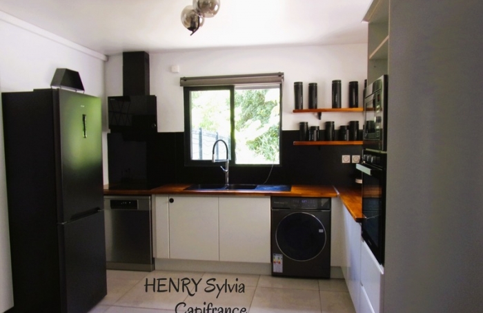 Location Maison 92m&sup2; 3 pi&#232;ces Petit-Canal