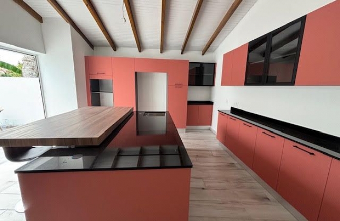 Location Maison 148m&sup2; 7 pi&#232;ces Port-Louis