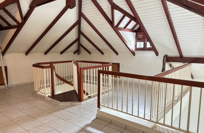 Vente Maison 250m&sup2; 5 pièces Saint Claude