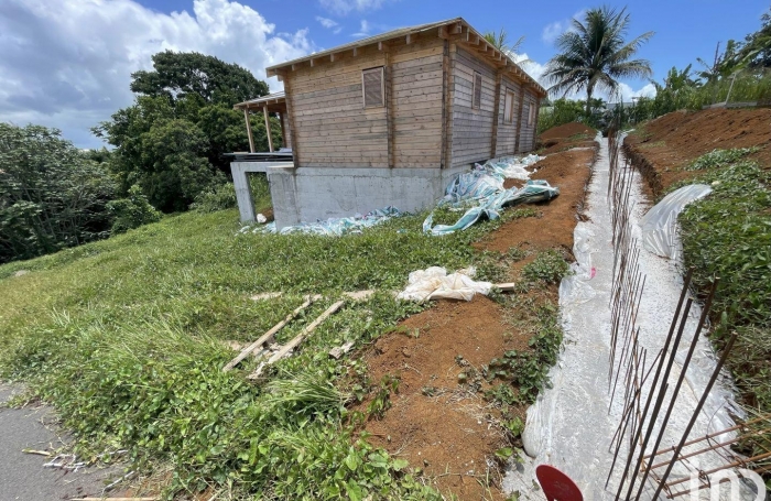 Vente Maison 95m&sup2; 4 pi&#232;ces Petit-Bourg