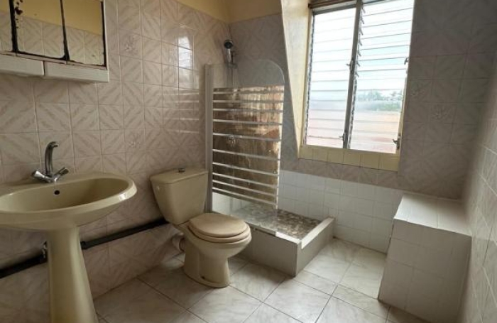 Vente Appartement 48.78m&sup2; 2 pièces Basse-Terre